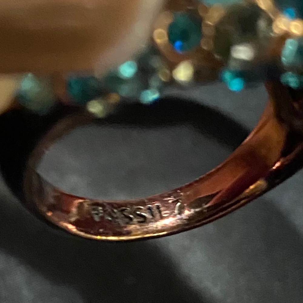 Ring - Picture 5 of 5